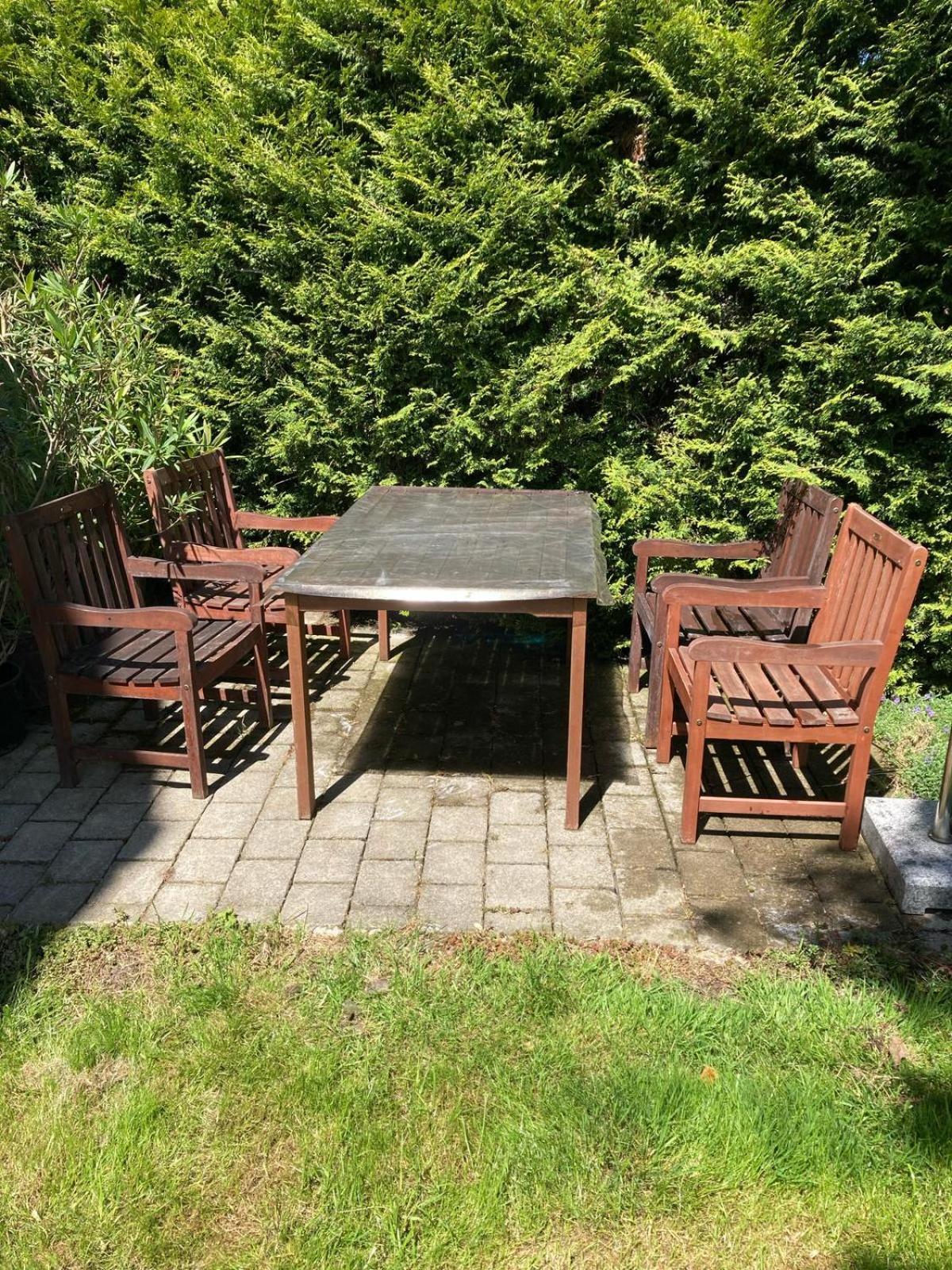 Ruhige Ferienwohnung Inklusive Garten Souterrain - Neu Renoviert Lachen Esterno foto