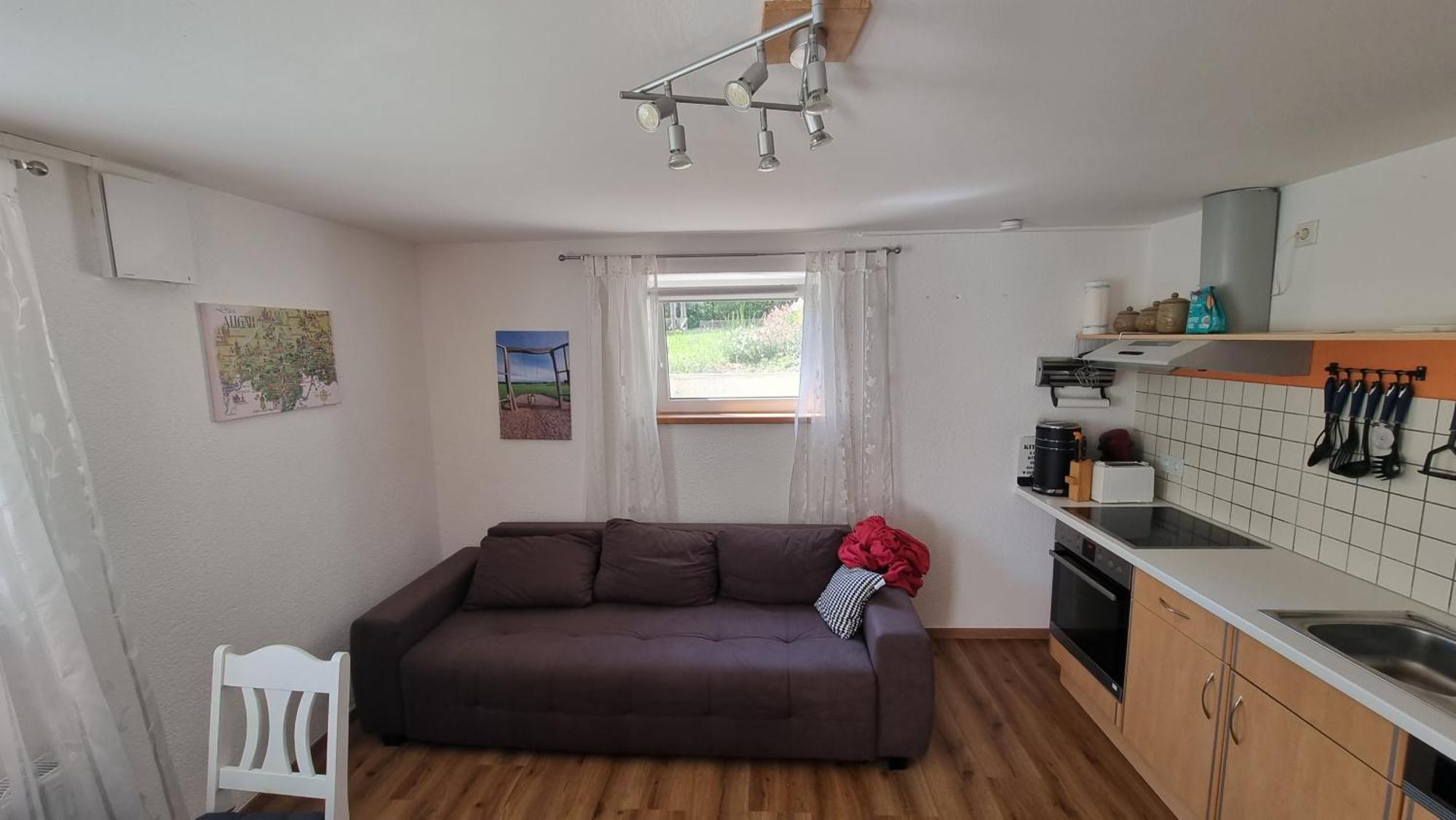 Ruhige Ferienwohnung Inklusive Garten Souterrain - Neu Renoviert Lachen Esterno foto